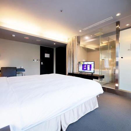 Myhotels 14 The Top One Taipei Luaran gambar
